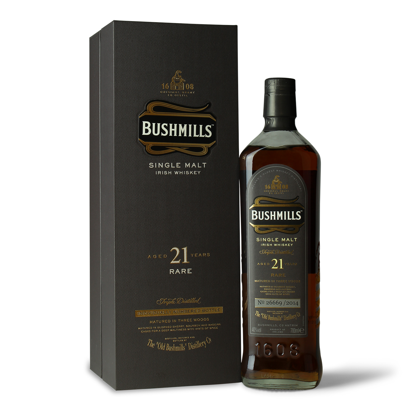 Bushmills Whiskeyflasche und Verpackung.