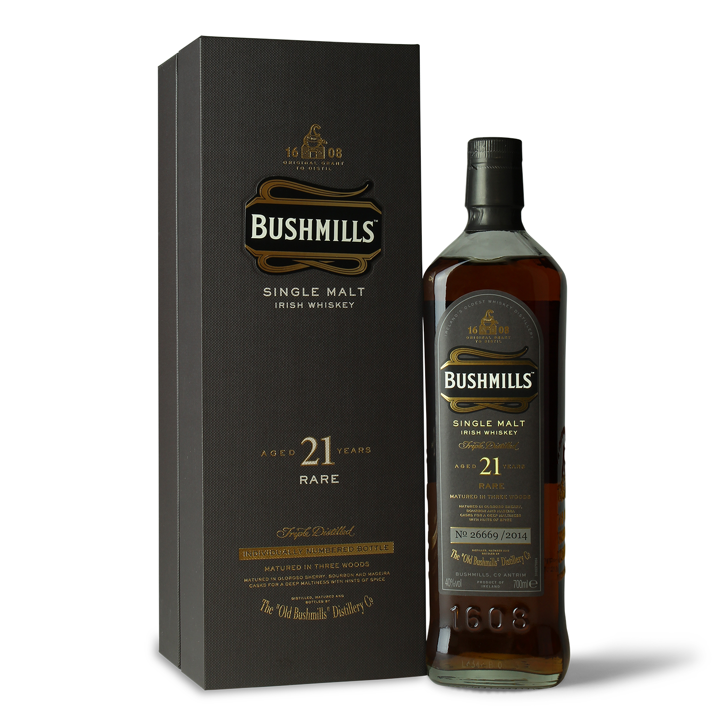 Bushmills Whiskeyflasche und Verpackung.