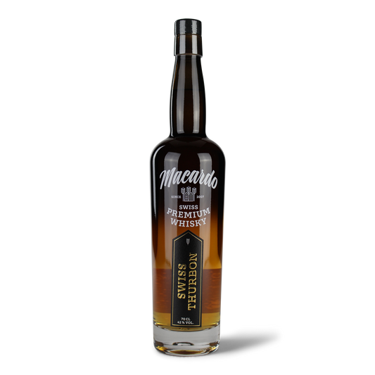 Flasche Macardo Swiss Premium Whisky